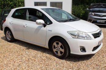 Toyota Auris 1.8 VVT-h T4 CVT Euro 5 (s/s) 5dr