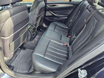 BMW 5 Series 2.0 520d M Sport Auto xDrive Euro 6 (s/s) 4dr