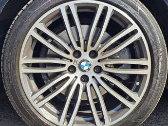 BMW 5 Series 2.0 520d M Sport Auto xDrive Euro 6 (s/s) 4dr