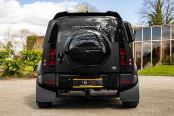 Land Rover Defender 110 2.0 SD4 S Auto 4WD Euro 6 (s/s) 5dr