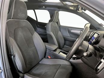 Volvo XC40 Recharge Twin 78kWh Pro Auto AWD 5dr