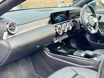 Mercedes-Benz CLA 1.3 CLA180 AMG Line (Premium Plus 2) Coupe 7G-DCT Euro 6 (s/s) 4