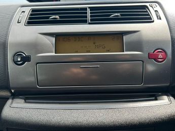 Citroen C4 1.4i VTR Euro 4 (s/s) 5dr