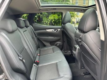 Nissan Qashqai 1.3 DIG-T Tekna DCT Auto Euro 6 (s/s) 5dr