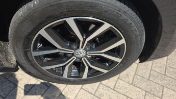 Volkswagen Passat 1.6 TDI SEL DSG Euro 6 (s/s) 4dr