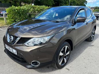 Nissan Qashqai 1.2 DIG-T N-Connecta 2WD Euro 6 (s/s) 5dr