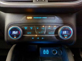 Ford Kuga 1.5T EcoBoost Titanium Edition Euro 6 (s/s) 5dr
