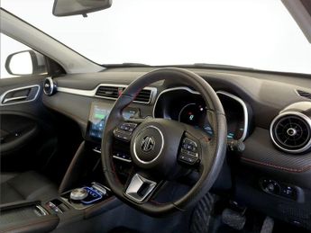 MG MG ZS 51.1kWh Trophy Auto 5dr