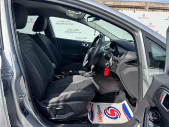 Ford Fiesta 1.0T EcoBoost Titanium Powershift Euro 5 5dr