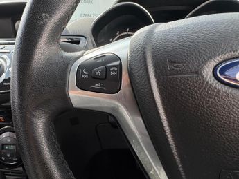 Ford Fiesta 1.0T EcoBoost Titanium Powershift Euro 5 5dr