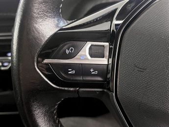 Peugeot 2008 1.2 PureTech Allure Premium Euro 6 (s/s) 5dr