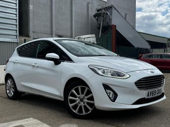 Ford Fiesta 1.0T EcoBoost Titanium Euro 6 (s/s) 5dr