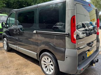 Renault Trafic 2.0 dCi SL27 Sport Crew Van QS6 L1 H1 4dr (Phase 3)
