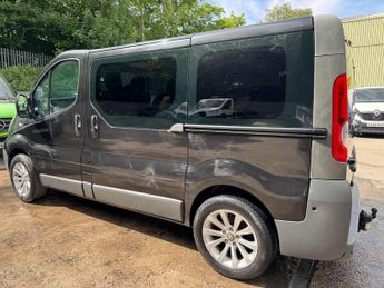 Renault Trafic 2.0 dCi SL27 Sport Crew Van QS6 L1 H1 4dr (Phase 3)