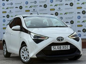 Toyota AYGO 1.0 VVT-i x-play Euro 6 5dr