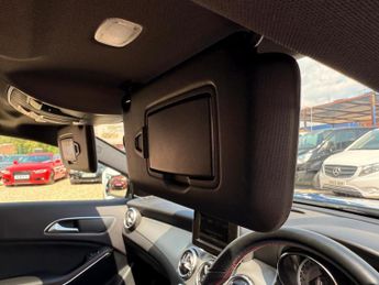 Mercedes-Benz GLA 2.0 GLA250 AMG Line 7G-DCT 4MATIC Euro 6 (s/s) 5dr