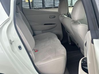 Nissan Leaf 24kWh Auto 5dr