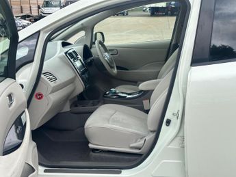 Nissan Leaf 24kWh Auto 5dr