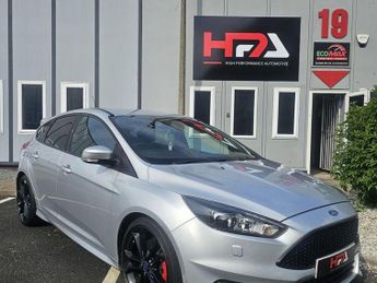 Ford Focus 2.0T EcoBoost ST-3 Euro 6 (s/s) 5dr