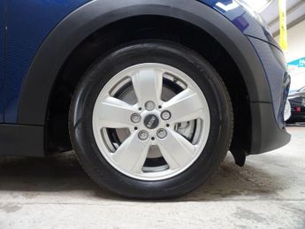 MINI Hatch 1.5 Cooper Auto Euro 6 (s/s) 3dr