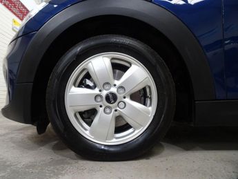 MINI Hatch 1.5 Cooper Auto Euro 6 (s/s) 3dr