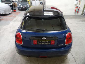 MINI Hatch 1.5 Cooper Auto Euro 6 (s/s) 3dr