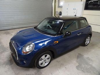 MINI Hatch 1.5 Cooper Auto Euro 6 (s/s) 3dr