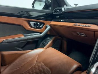 Lamborghini Urus 4.0 V8 BiTurbo SUV 5dr Petrol Auto 4WD Euro 6 (650 ps)