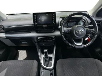 Toyota Yaris 1.5 VVT-h Design E-CVT Euro 6 (s/s) 5dr