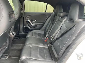 Mercedes-Benz A Class 2.0 A35 AMG (Premium Plus) SpdS DCT 4MATIC Euro 6 (s/s) 5dr