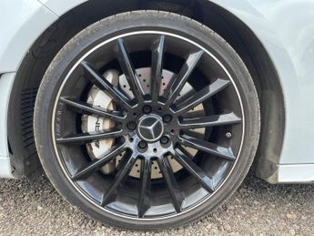 Mercedes-Benz A Class 2.0 A35 AMG (Premium Plus) SpdS DCT 4MATIC Euro 6 (s/s) 5dr