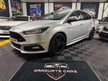 Ford Focus 2.0T EcoBoost ST-2 Euro 6 (s/s) 5dr