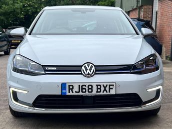 Volkswagen e-Golf 35.8kWh e-Golf Auto 5dr