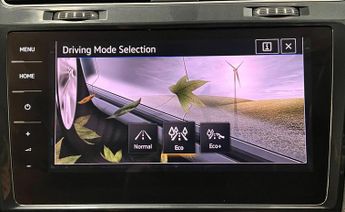 Volkswagen e-Golf 35.8kWh e-Golf Auto 5dr