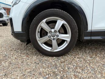 Audi Q2 1.4 TFSI CoD Sport S Tronic Euro 6 (s/s) 5dr