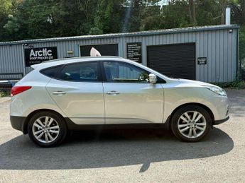 HYUNDAI IX35 2.0 CRDi Premium SUV 5dr Diesel Auto 4WD Euro 5 (184 ps)