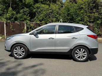 HYUNDAI IX35 2.0 CRDi Premium SUV 5dr Diesel Auto 4WD Euro 5 (184 ps)