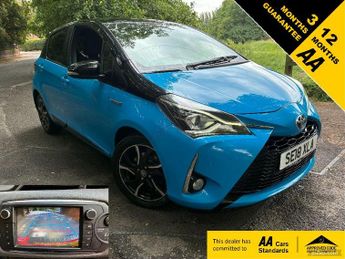Toyota Yaris 1.5 VVT-h Grey Bi-Tone E-CVT Euro 6 (s/s) 5dr