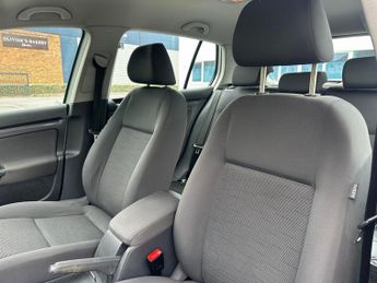 Volkswagen Golf 1.6 FSI S 5dr