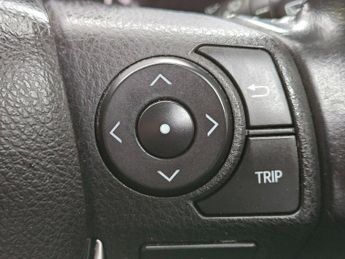 Toyota Auris 1.8 VVT-h Icon Tech CVT Euro 6 (s/s) 5dr