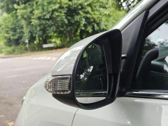 Toyota Auris 1.8 VVT-h Icon Tech CVT Euro 6 (s/s) 5dr