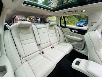 Volvo V60 2.0 D4 Momentum Plus Auto Euro 6 (s/s) 5dr