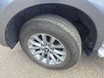 Mitsubishi L200 2.4 DI-D DC Warrior Auto 4WD Euro 6 4dr