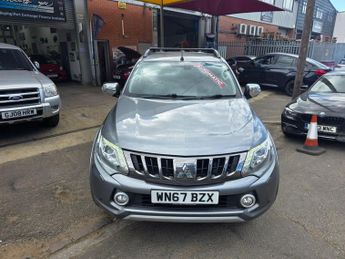 Mitsubishi L200 2.4 DI-D DC Warrior Auto 4WD Euro 6 4dr