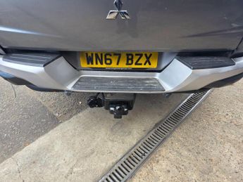 Mitsubishi L200 2.4 DI-D DC Warrior Auto 4WD Euro 6 4dr