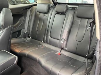 Land Rover Range Rover Evoque 2.2 SD4 Prestige Auto 4WD Euro 5 3dr