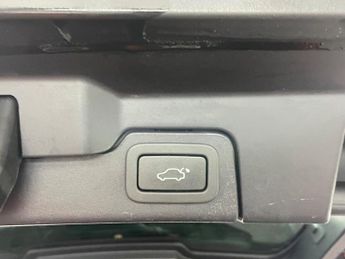 Land Rover Range Rover Evoque 2.2 SD4 Prestige Auto 4WD Euro 5 3dr