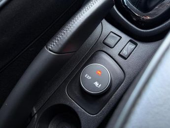 Renault Captur 1.5 dCi ENERGY Signature Nav Auto Euro 6 (s/s) 5dr