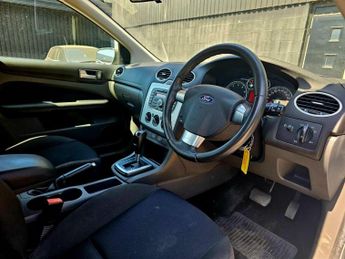 Ford Focus 1.6 Zetec Climate 5dr
