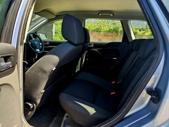 Ford Focus 1.6 Zetec Climate 5dr